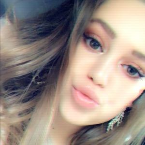 Meet your Posher, Cassie